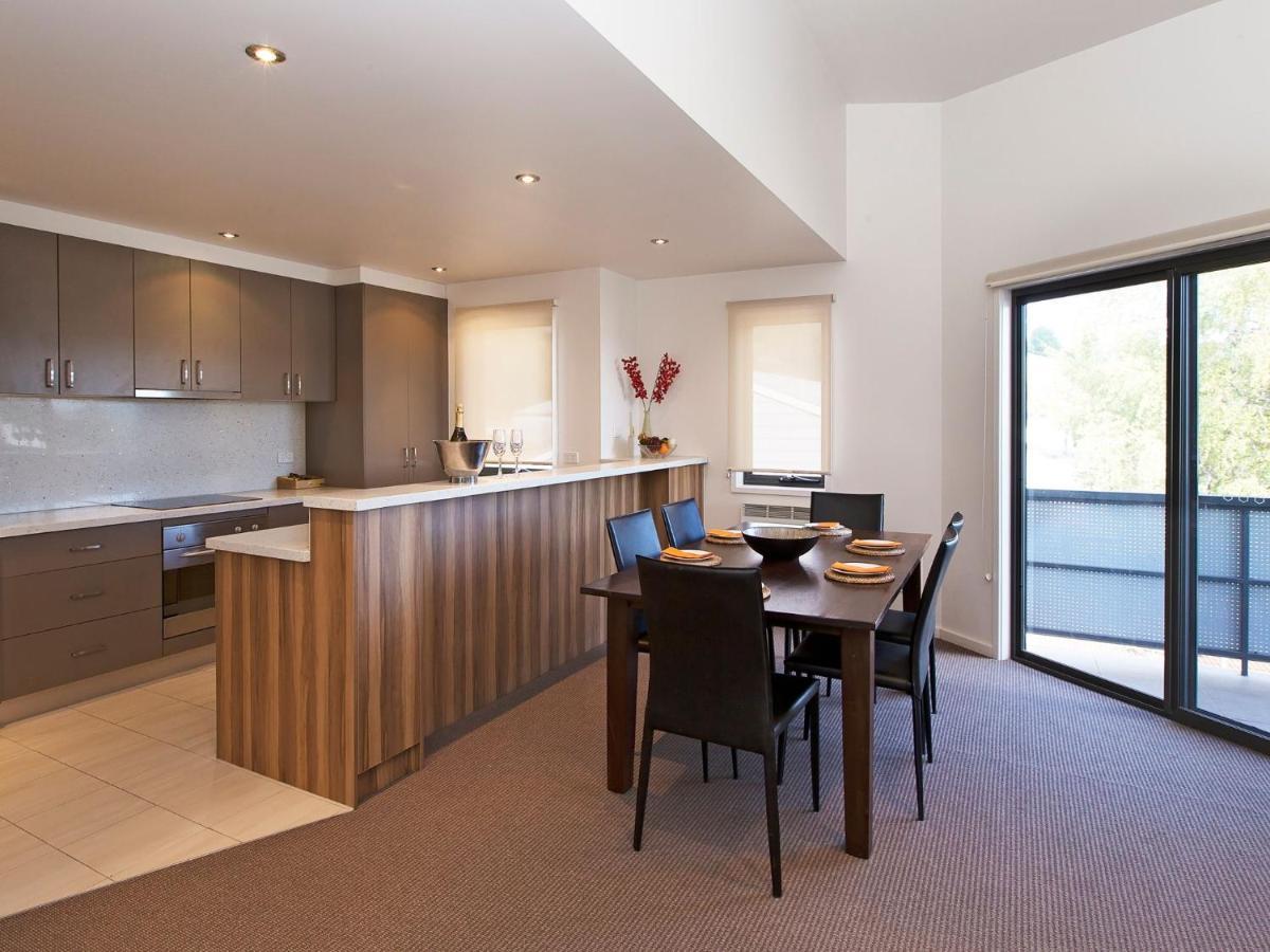 Northview 2 - Modern 2Br Townhouse L Lake View L Central Location L Spa Bath L Wifi Джиндабайн Екстер'єр фото